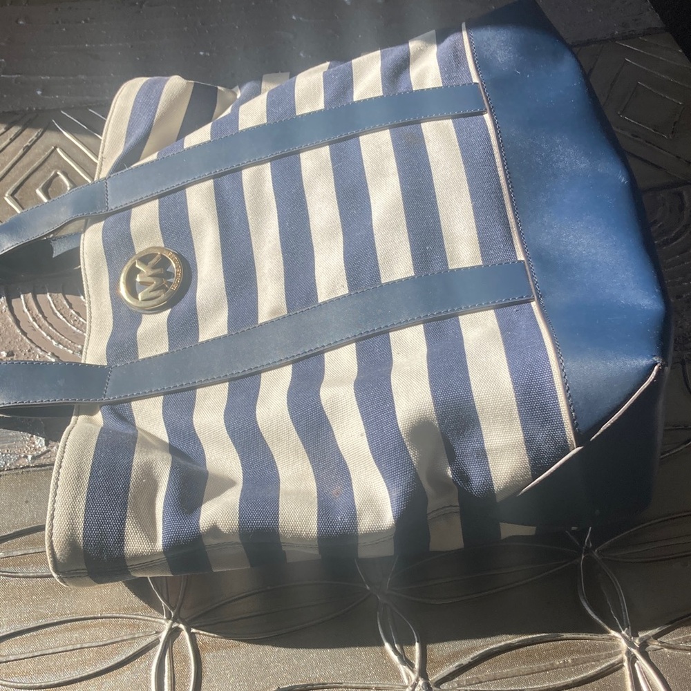 Micheal Kors - Picture 6 of 17